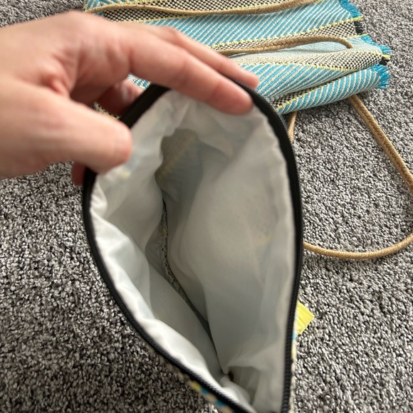 Women’s beach bag with matching zippered pouch - Picture 5 of 6